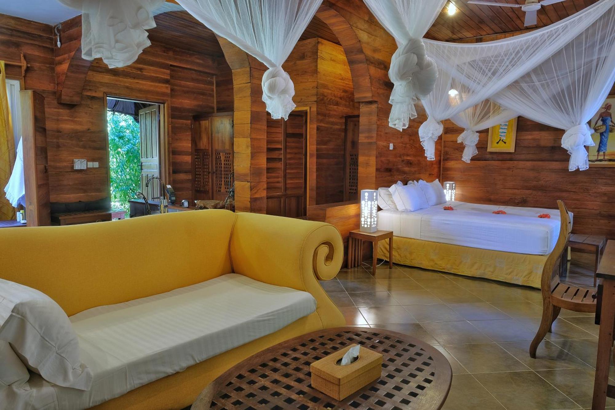 Sangany Lodge Befotaka Bay Exterior photo
